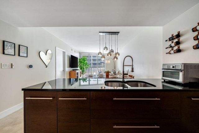 475 Brickell Avenue 4611, Miami, FL 33131