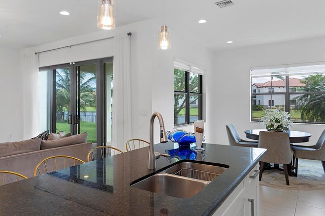 11824 SW 13th Court, Pembroke Pines, FL 33025