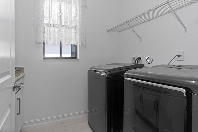 11824 SW 13th Court, Pembroke Pines, FL 33025