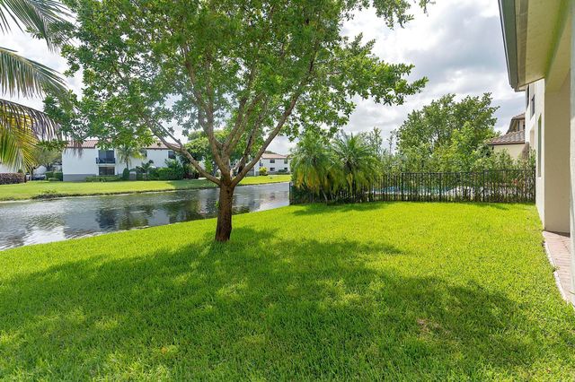11824 SW 13th Court, Pembroke Pines, FL 33025