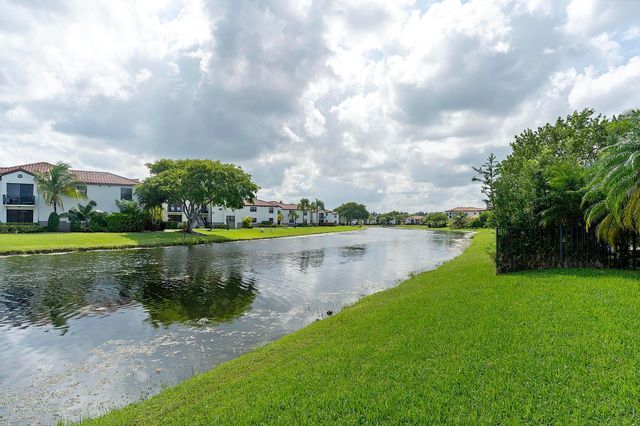 11824 SW 13th Court, Pembroke Pines, FL 33025