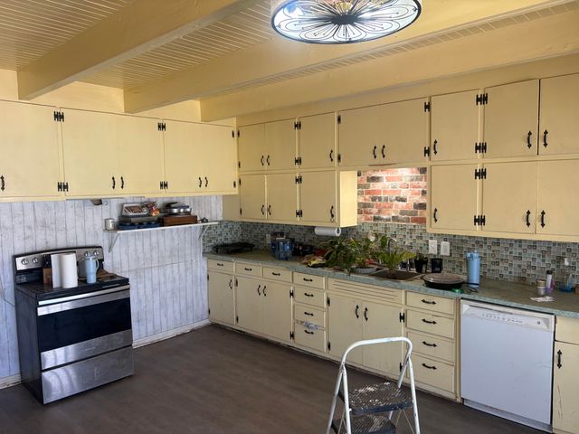 2009 46th Street, Lubbock, TX 79412