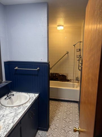 2009 46th Street, Lubbock, TX 79412