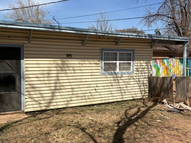 2009 46th Street, Lubbock, TX 79412