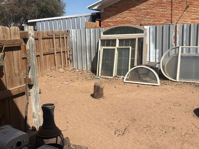 2009 46th Street, Lubbock, TX 79412