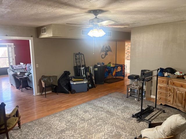 2009 46th Street, Lubbock, TX 79412