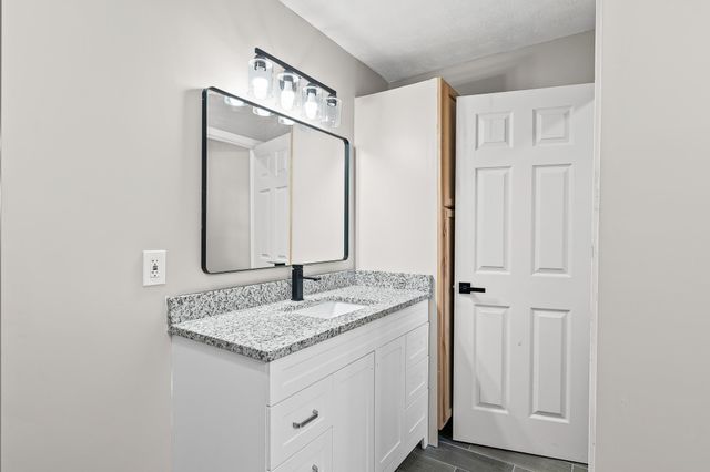 115 Oglewood Drive, Simpsonville, SC 29681