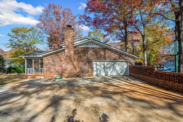 115 Oglewood Drive, Simpsonville, SC 29681