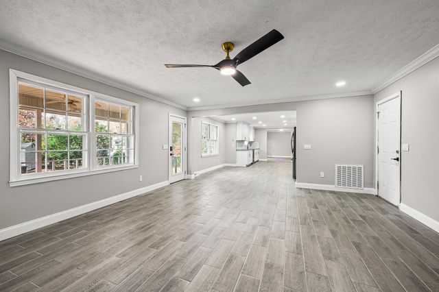 115 Oglewood Drive, Simpsonville, SC 29681