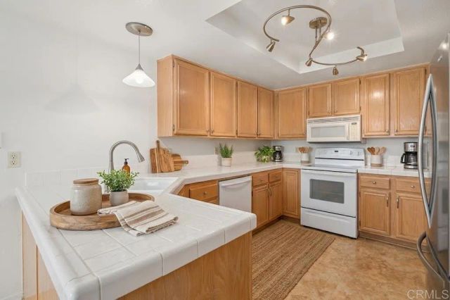 1242 Rue Saint Moritz, San Marcos, CA 92078
