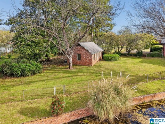 876 TWIN LAKE DRIVE NE, Birmingham, AL 35215