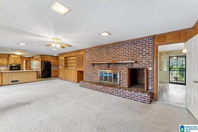 876 TWIN LAKE DRIVE NE, Birmingham, AL 35215