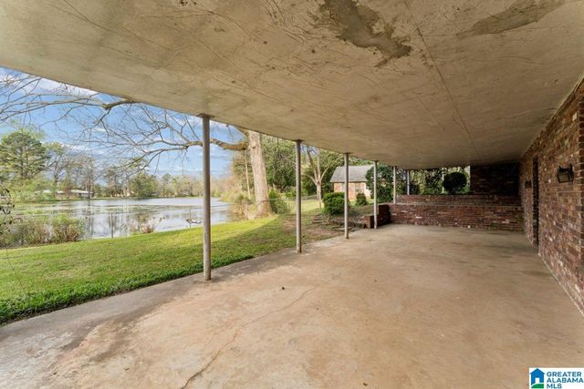 876 TWIN LAKE DRIVE NE, Birmingham, AL 35215