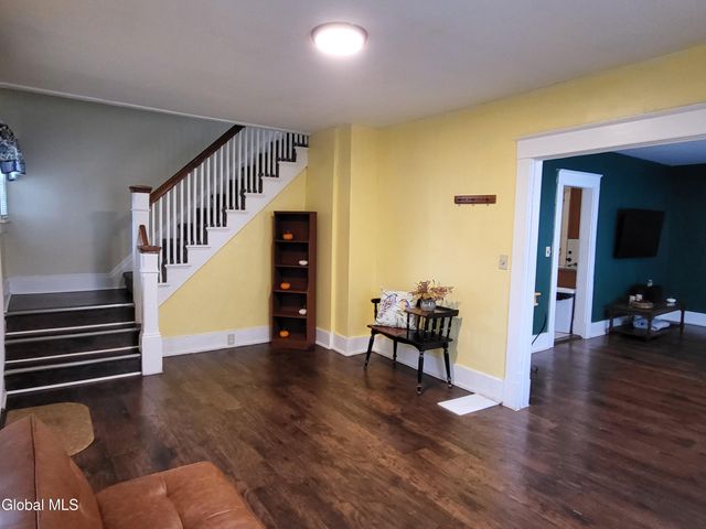 9 Putnam Street, Brunswick, NY 12180