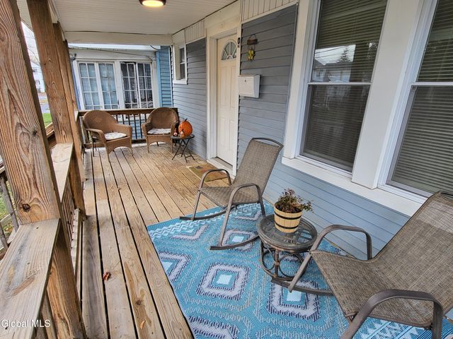 9 Putnam Street, Brunswick, NY 12180