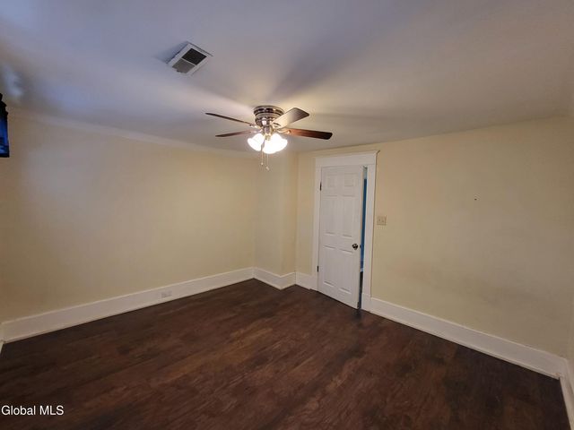 9 Putnam Street, Brunswick, NY 12180