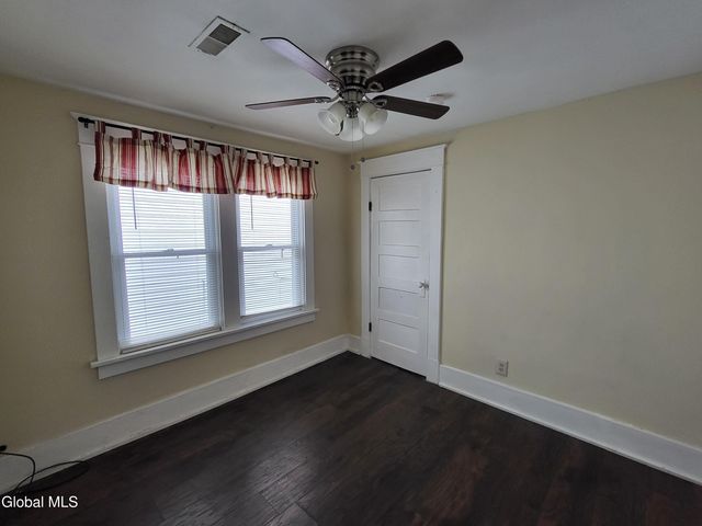 9 Putnam Street, Brunswick, NY 12180