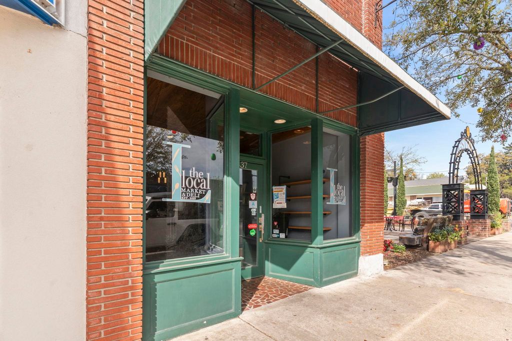337 Main St. Historic Downtown, Conway, SC 29526 — exterior