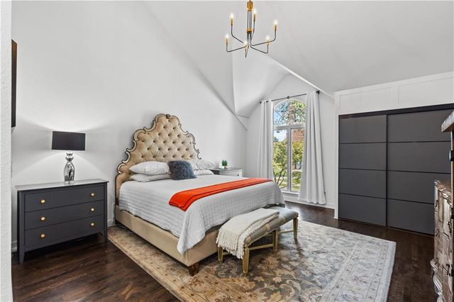 1109 W 47TH Street B, Kansas City, MO 64112