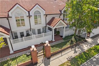 1109 W 47TH Street B, Kansas City, MO 64112