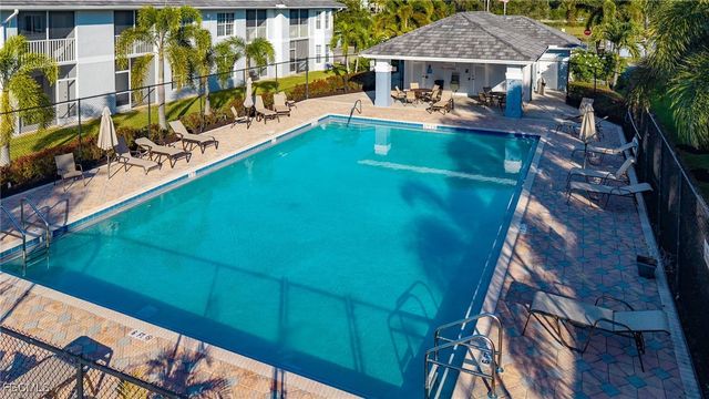 8461 Bernwood Cove LOOP 305, Fort Myers, FL 33966