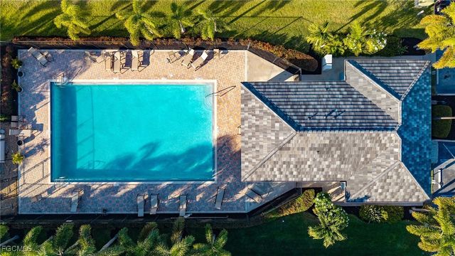 8461 Bernwood Cove LOOP 305, Fort Myers, FL 33966