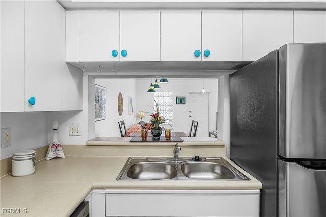 8461 Bernwood Cove LOOP 305, Fort Myers, FL 33966