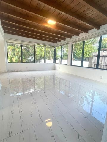 1776 NE 178 STREET, Miami, FL 33162