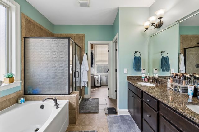 4136 Stone Hall Blvd, Hermitage, TN 37076