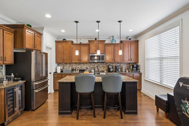 4136 Stone Hall Blvd, Hermitage, TN 37076