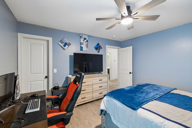 4136 Stone Hall Blvd, Hermitage, TN 37076