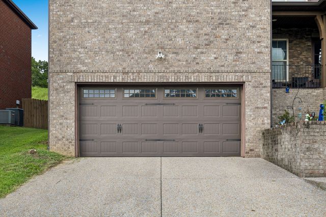 4136 Stone Hall Blvd, Hermitage, TN 37076