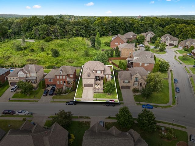 4136 Stone Hall Blvd, Hermitage, TN 37076