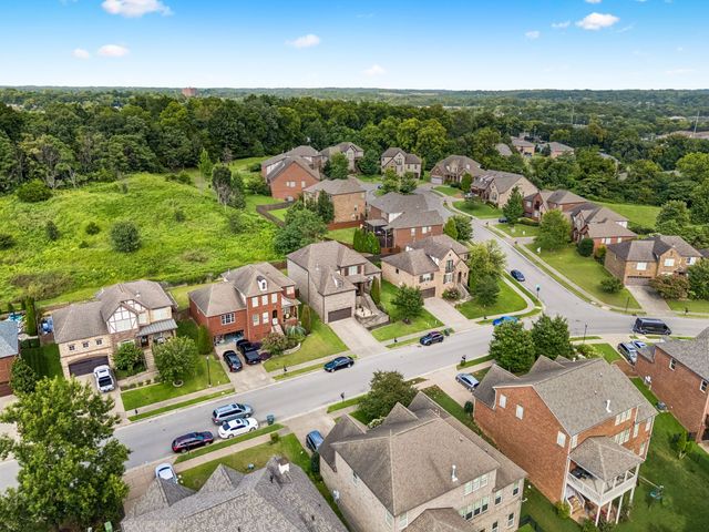 4136 Stone Hall Blvd, Hermitage, TN 37076