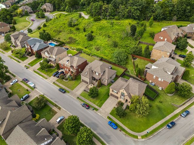 4136 Stone Hall Blvd, Hermitage, TN 37076
