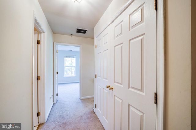 4905 WAPLE LN, Alexandria, VA 22304