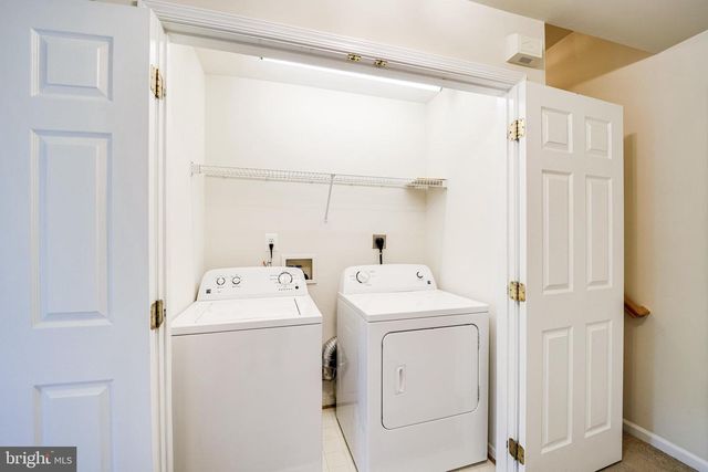 4905 WAPLE LN, Alexandria, VA 22304