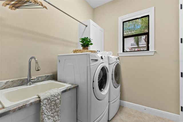 15592 AVENUE OF THE ARBORS, Winter Garden, FL 34787