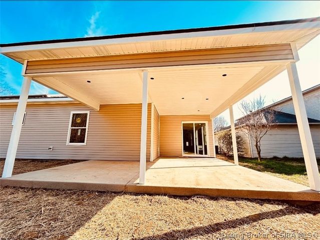 8310 Laurel Springs Drive, Charlestown, IN 47111