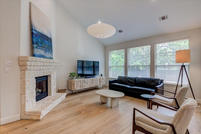 11129 Cap Stone DR, Austin, TX 78739