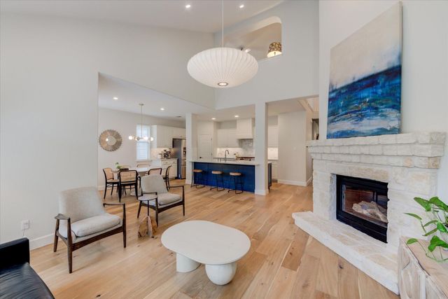 11129 Cap Stone DR, Austin, TX 78739