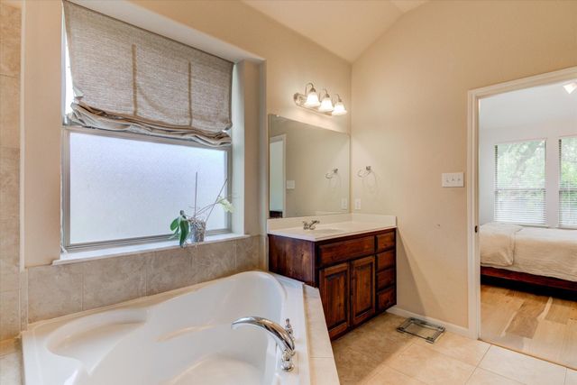 11129 Cap Stone DR, Austin, TX 78739