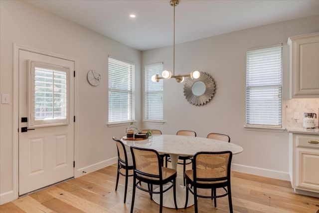 11129 Cap Stone DR, Austin, TX 78739