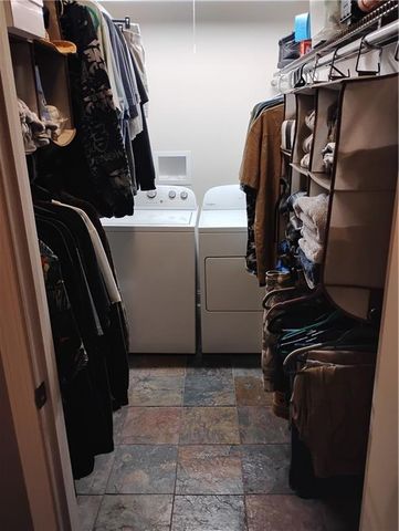 133 S Linn Valley Drive, Linn Valley, KS 66040