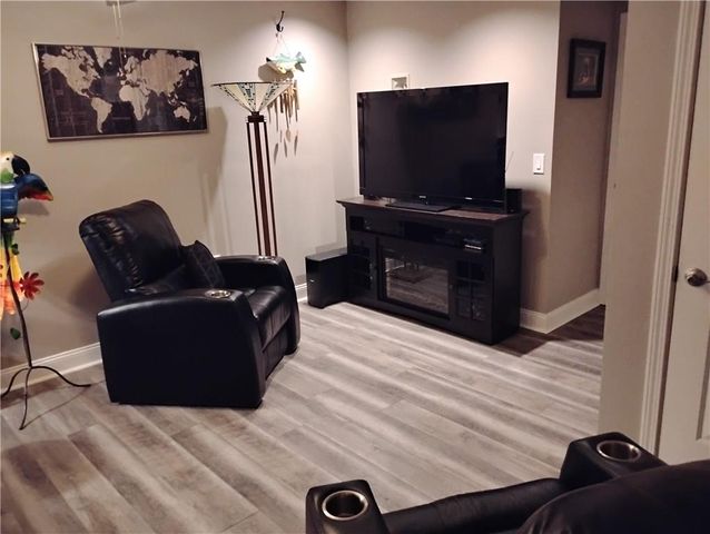 133 S Linn Valley Drive, Linn Valley, KS 66040