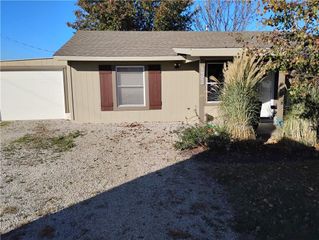 133 S Linn Valley Drive, Linn Valley, KS 66040