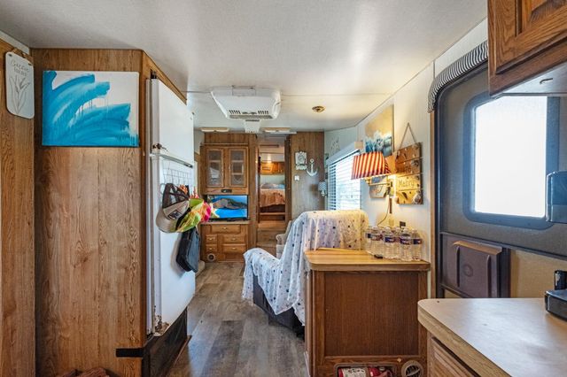 1476 Mabry Street, Gilchrist, TX 77617