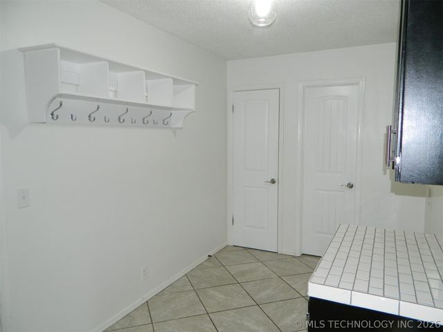 1416 Lariat Drive, Bartlesville, OK 74006