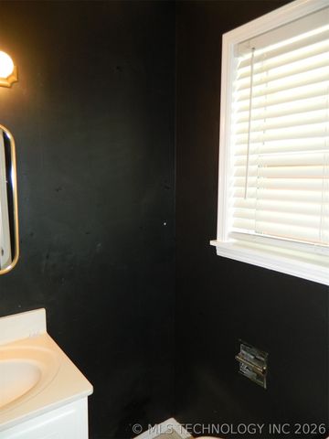 1416 Lariat Drive, Bartlesville, OK 74006