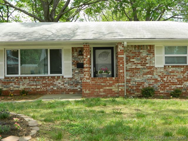 1416 Lariat Drive, Bartlesville, OK 74006
